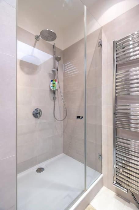 Luxury Apartment On Old Town Square プラハ エクステリア 写真